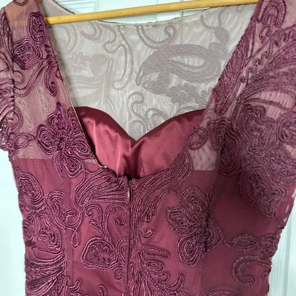 JS Collections Women's Boat Neck Short Sleeve Laced Burgundy  Mermaid Gown - Picture 12 of 16